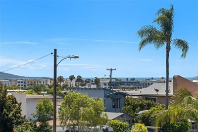 34031 Granada photo 2