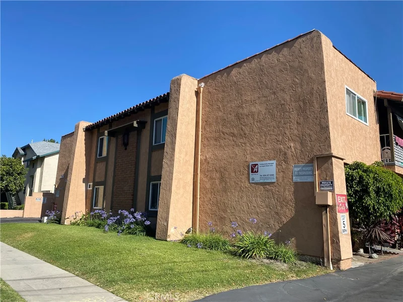 7632 Crescent 10