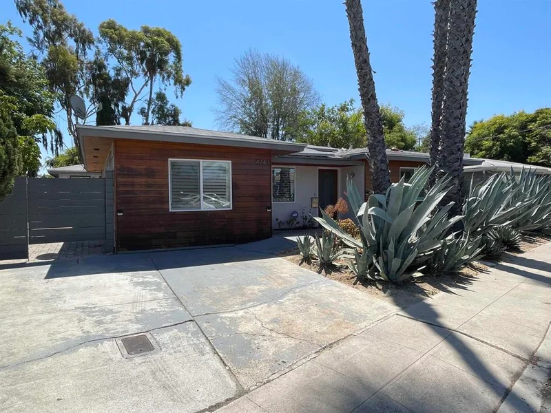 4743 60th Street photo 2