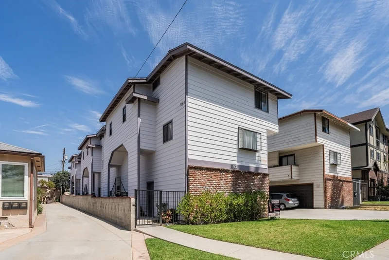 1129 Linden Avenue 1