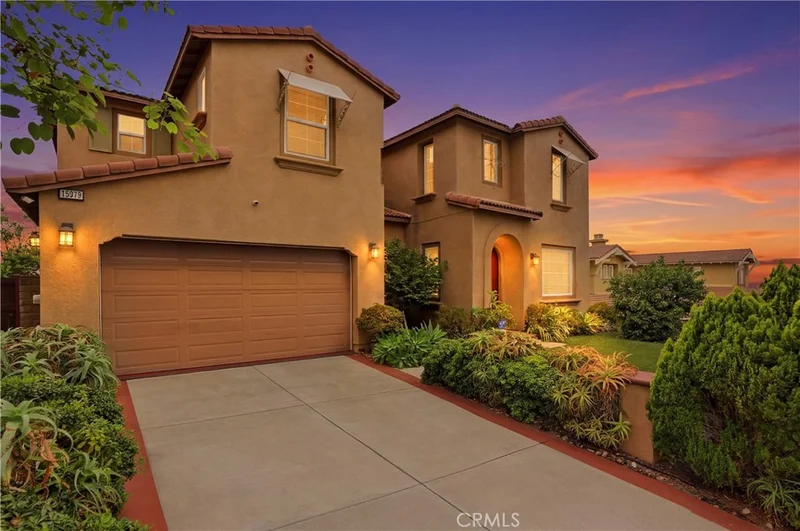 15979 Skyridge photo 2