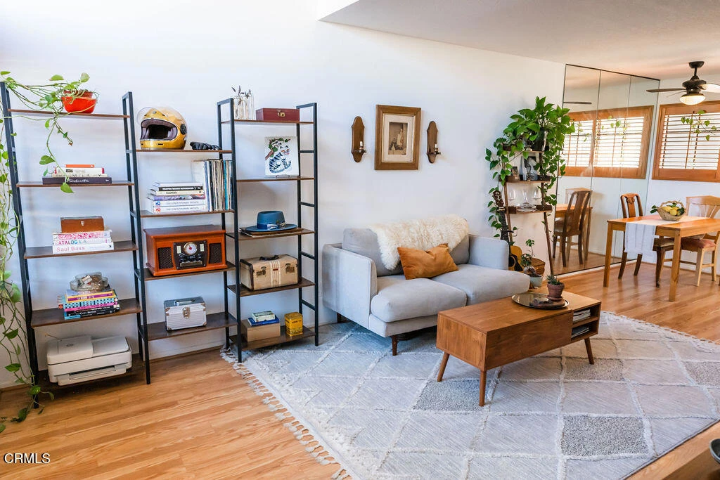 Interior 2