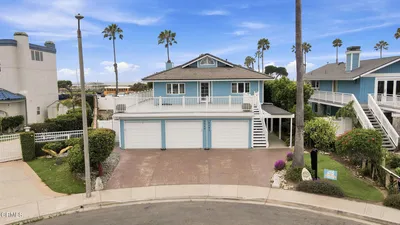 3089 Bayshore Avenue
