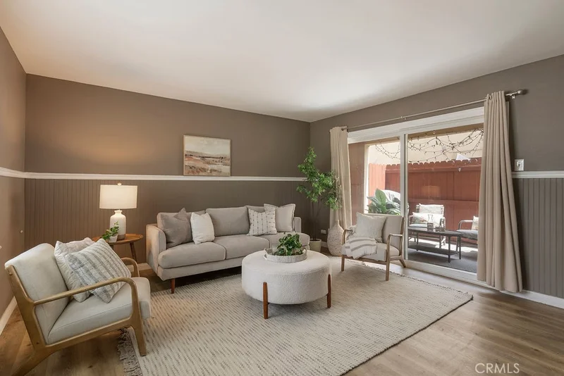 2516 Virginia E