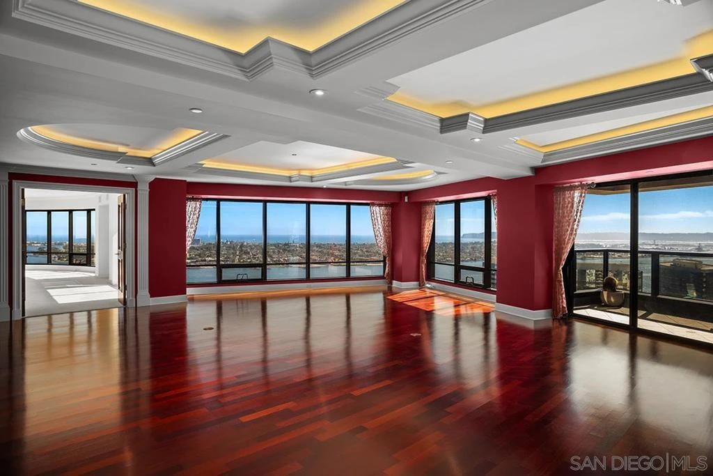 Interior 3