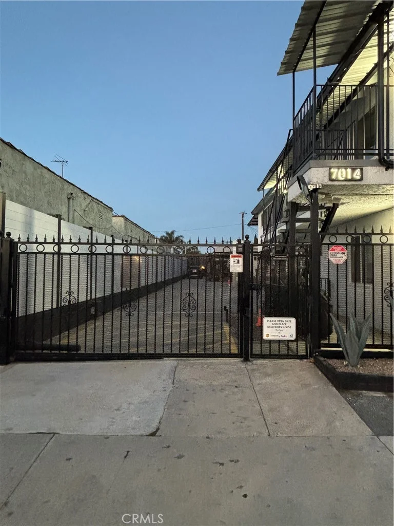 7014 Mountain View Avenue A photo 2