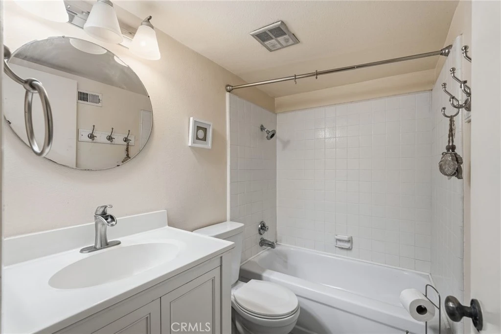Photo 16 of 2765 Craig Circle