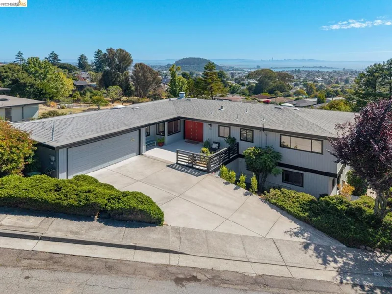 955 Galvin Dr, El Cerrito, CA 94530