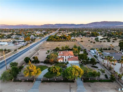 2020 W Avenue N photo 2