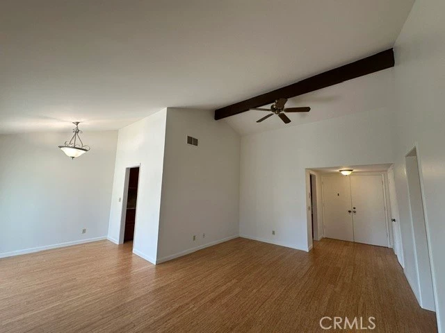 Interior 3