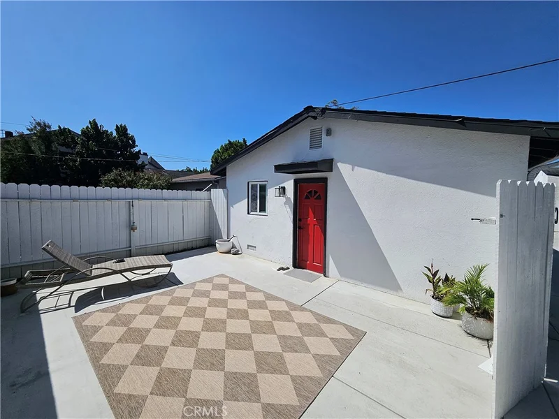 1554 Orange Avenue C