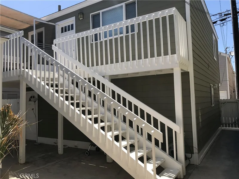 507 Rear B 35th