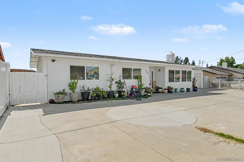 8792 Blue Boy Lane, Santee, CA 92071