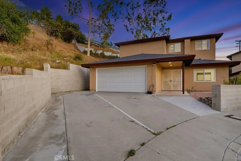 125 Campanita Court