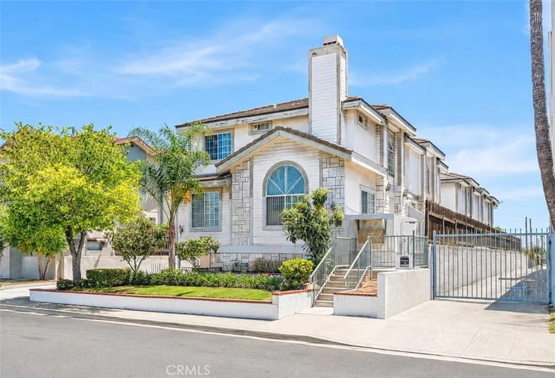 1512 Prospect B