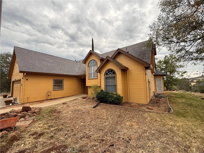 4985 Owens Creek