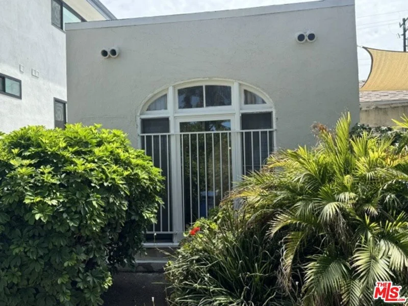 944 Havenhurst Drive