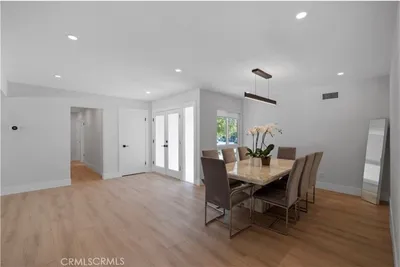 4240 Kingfisher Road photo 2