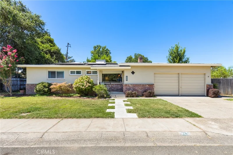 923 Moss Avenue