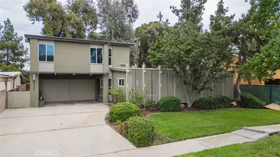 5724 Wish Avenue