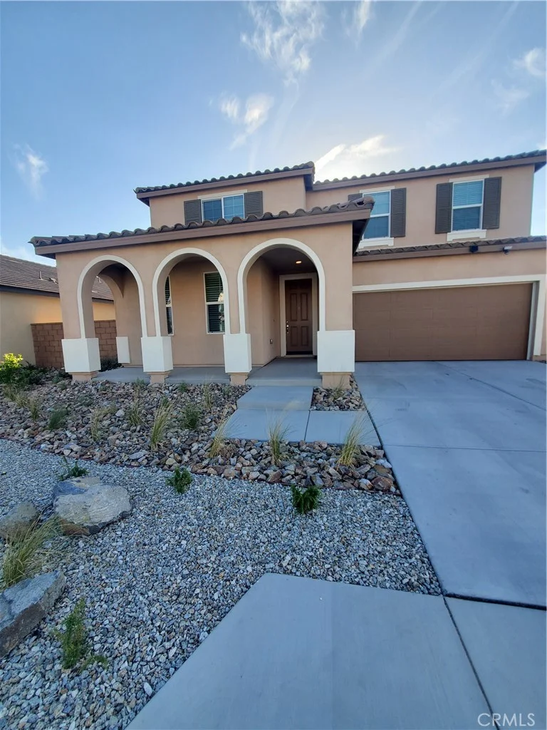 13328 Macaw Place