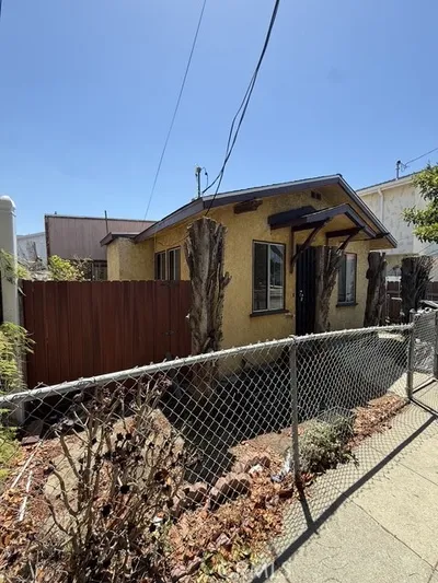 1326 S Cabrillo