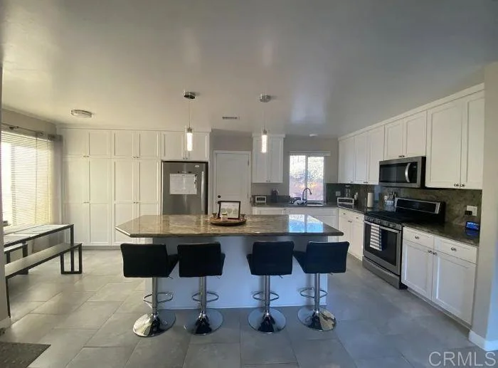 3113 Pine Ln photo 2