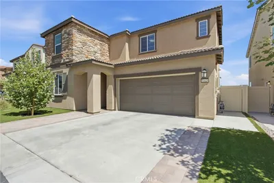 30028 Arroyo Springs photo 2