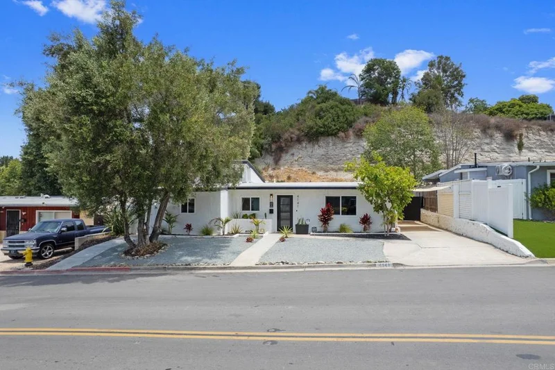 4141 ROLANDO BLVD photo 2