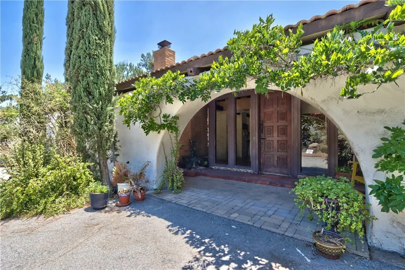 35010 Santa Rita Road photo 2