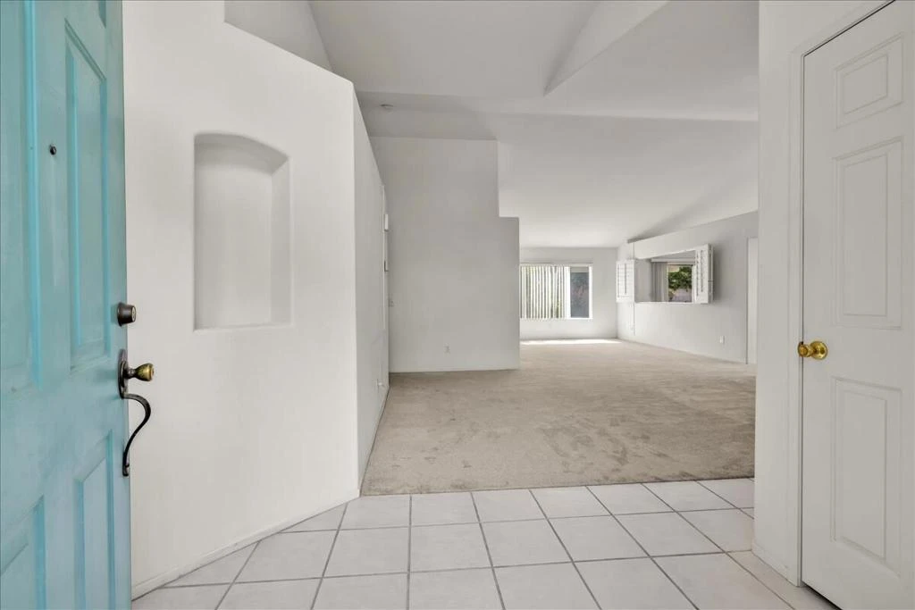 Interior 2