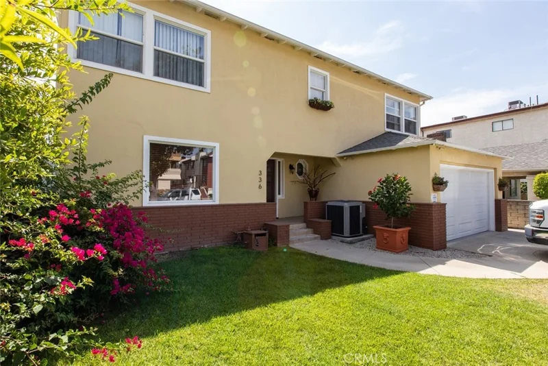 336 W Lexington Drive