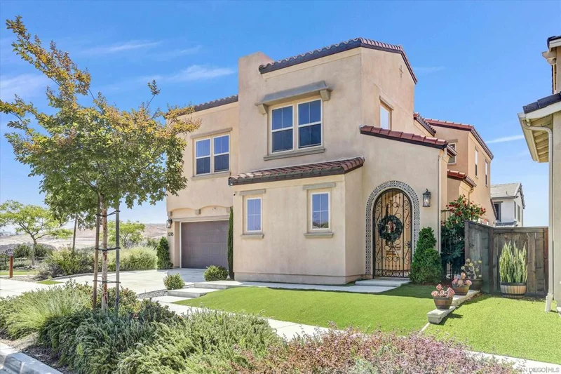 1278 Camino Prado photo 2