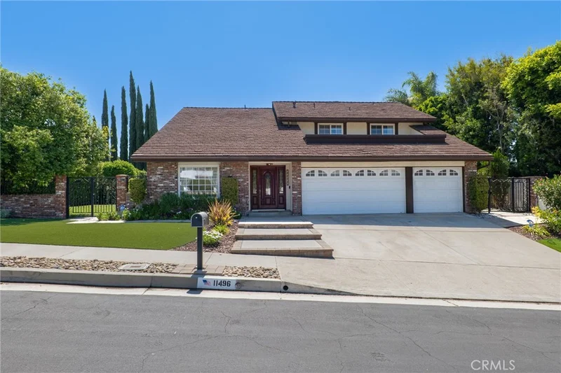 11496 Twin Hills