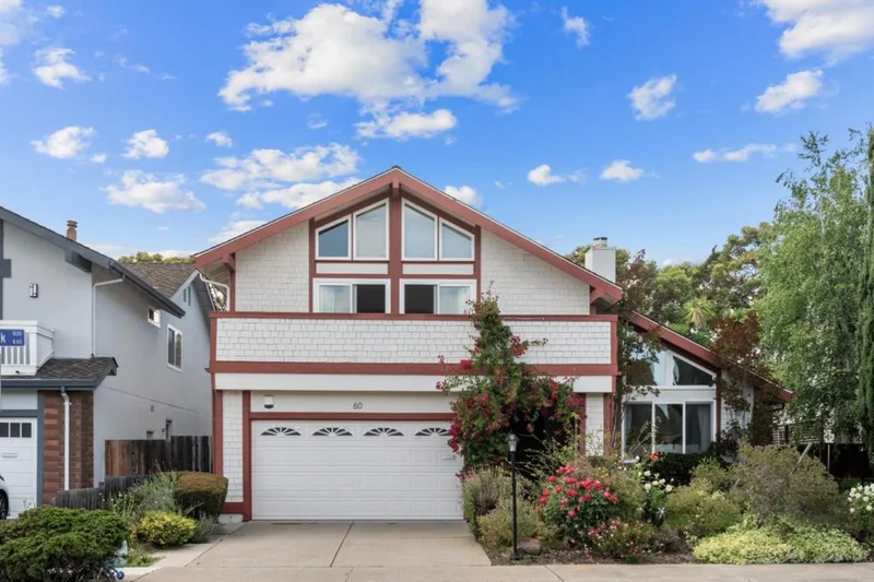 60 Beach Park Boulevard