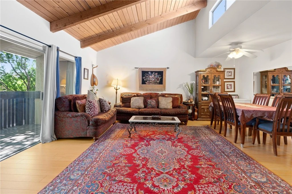 Interior 2