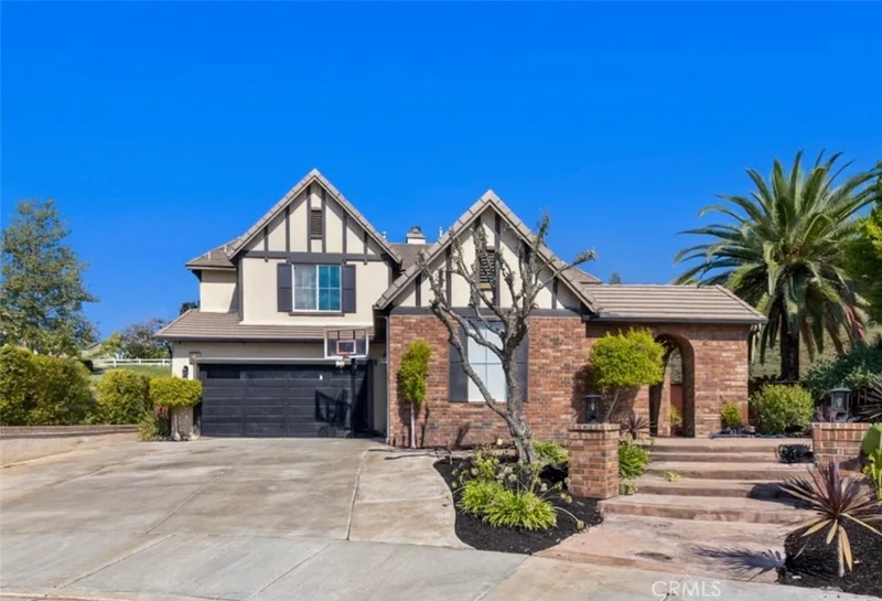 27126 Coral Bells Way