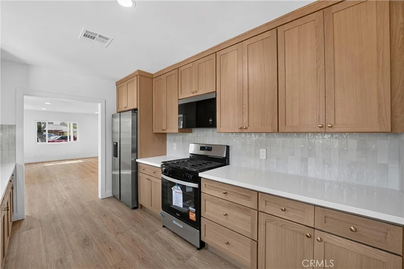 2549 N Lugo, San Bernardino, CA 92404