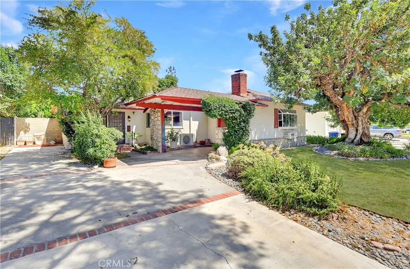 Photo 2 of 7508 Paso Robles Avenue