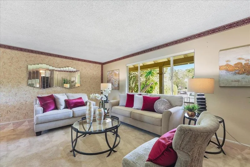 277 Moraga Way photo 2