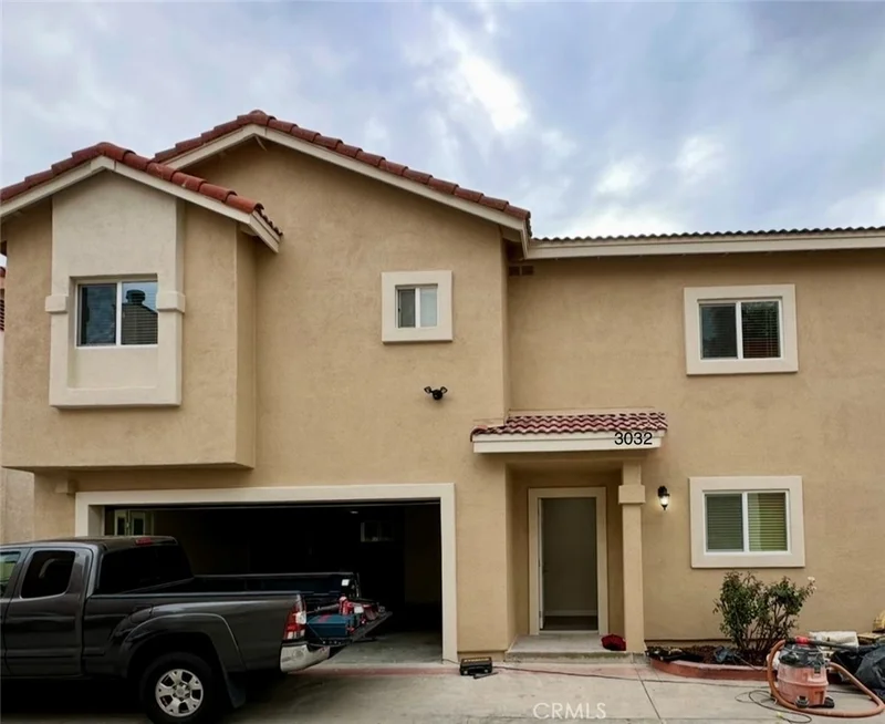 3032 Potrero