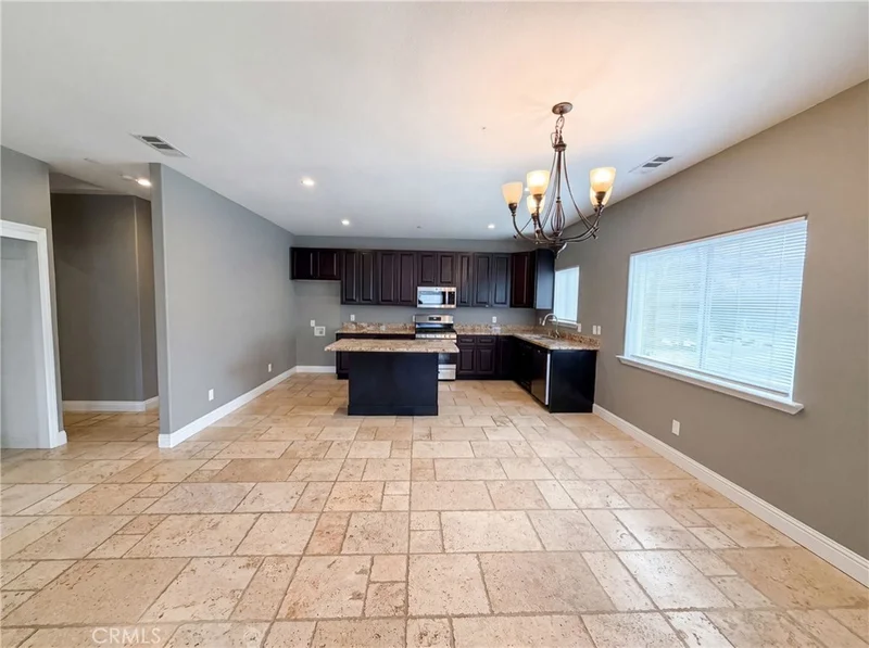 257 Sutter W photo 2