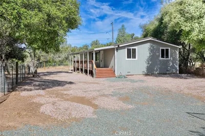 3304 Toyon photo 2