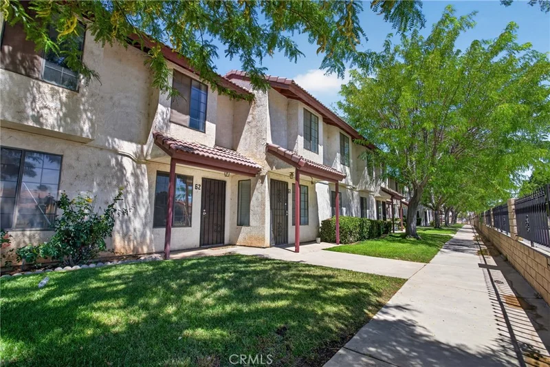 2260 E Avenue Q4 62
