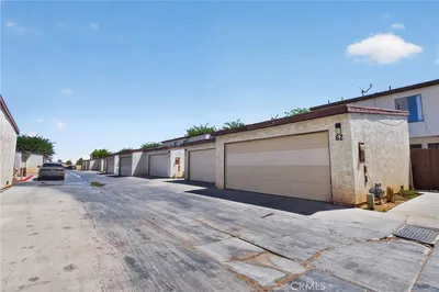 2260 E Avenue Q4 62 photo 2