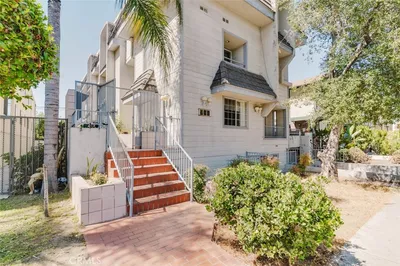 444 Myrtle Street 4 photo 2