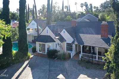 1535 Royal Boulevard photo 2