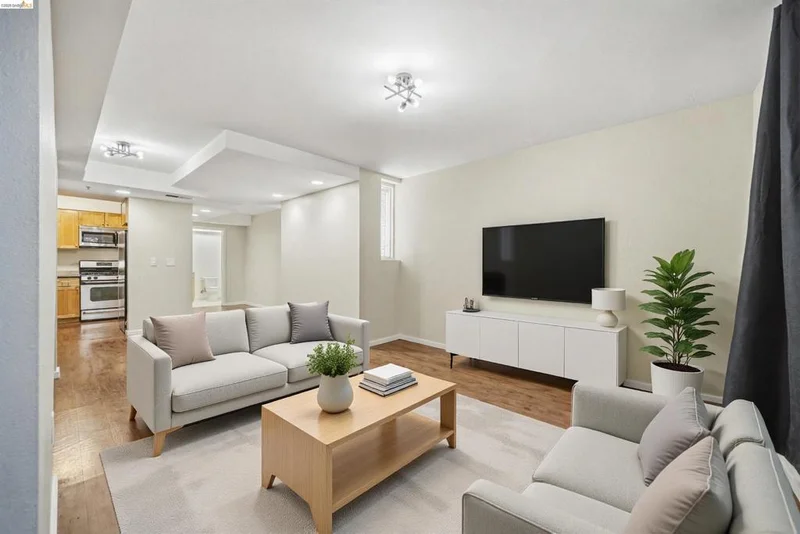425 28th Street 101B, Oakland, CA 94609