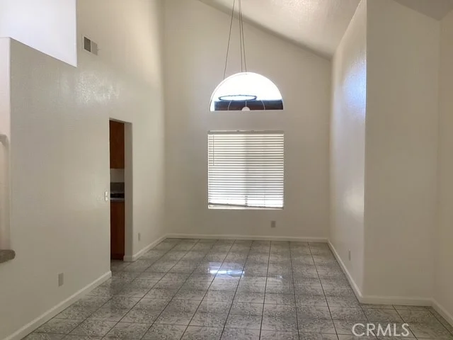 43863 5th Street E photo 2