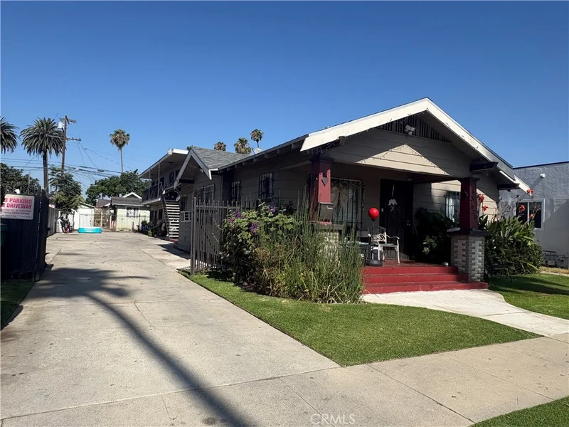 2023 Lemon 4, Long Beach, CA 90806